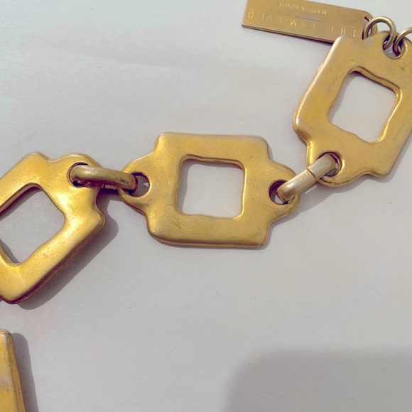 THE LIMITED BRASS CHAIN BELT LG LOGO TAG PRETTY BAR CLOSURE SOFT GOLD FEEL - Picture 2 of 7